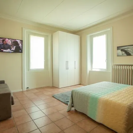 Moiacchina Luxury * Bevera (Lombardia)