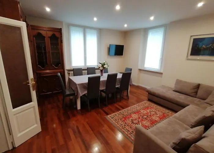 Moiacchina Luxury * Bevera (Lombardia)