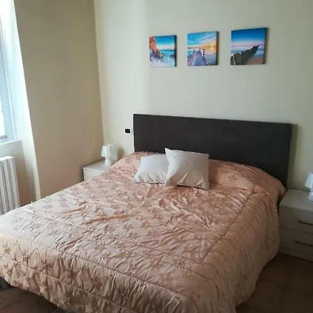 فيلة Moiacchina Luxury *